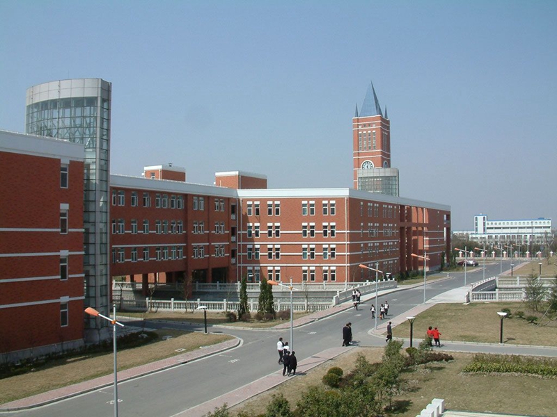 上海東方世紀學校中央空調項目